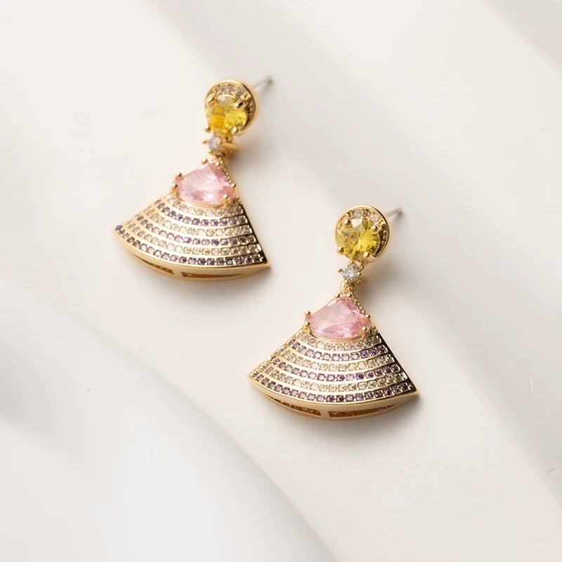 Fan of Light Gemstone skirt pendant
