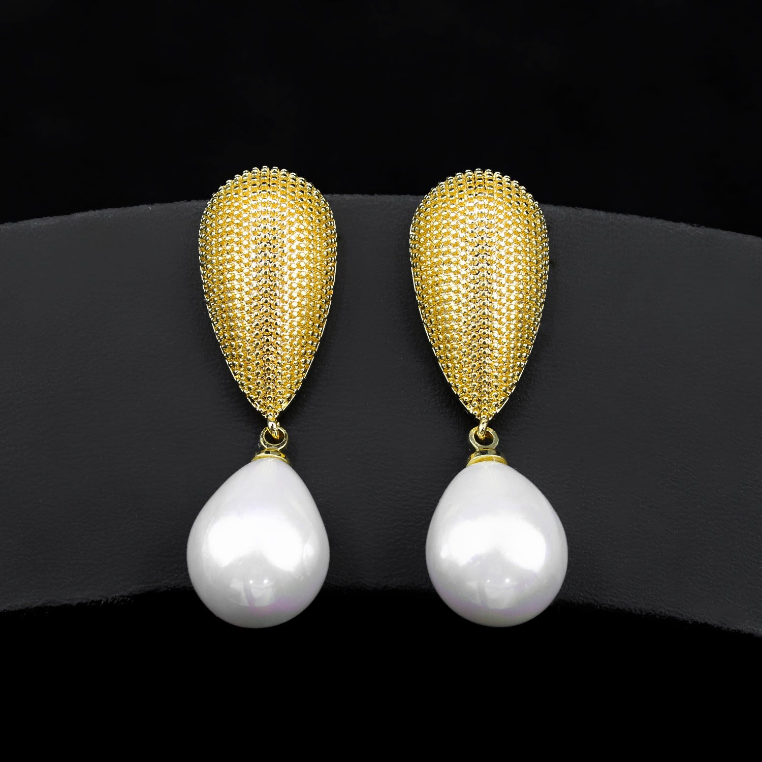 Cross-border New Pearl Rings and Earrings Summer Niche High-end Fashion Retro Exquisite Index Finger Rings Wholesale