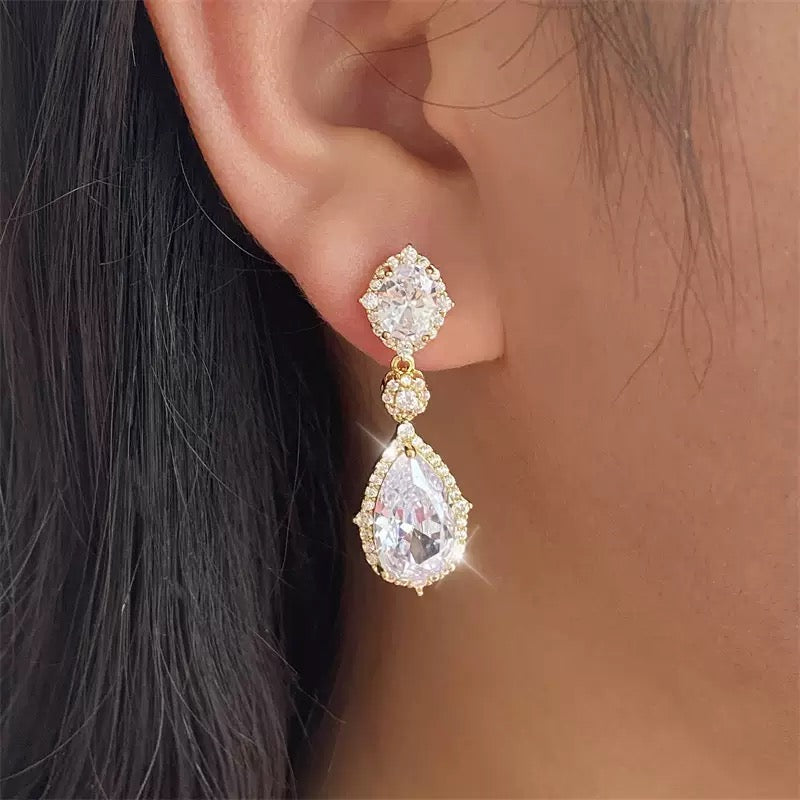Aurora Grace Teardrop Starlight Earrings