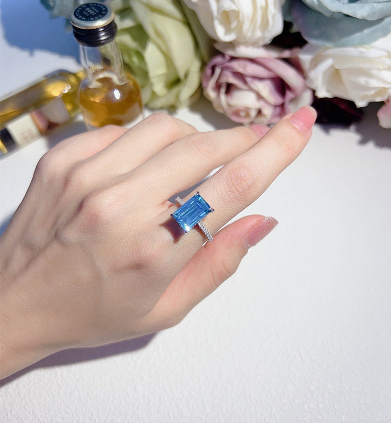Rectangular High Carbon Diamond Light Luxury Ring