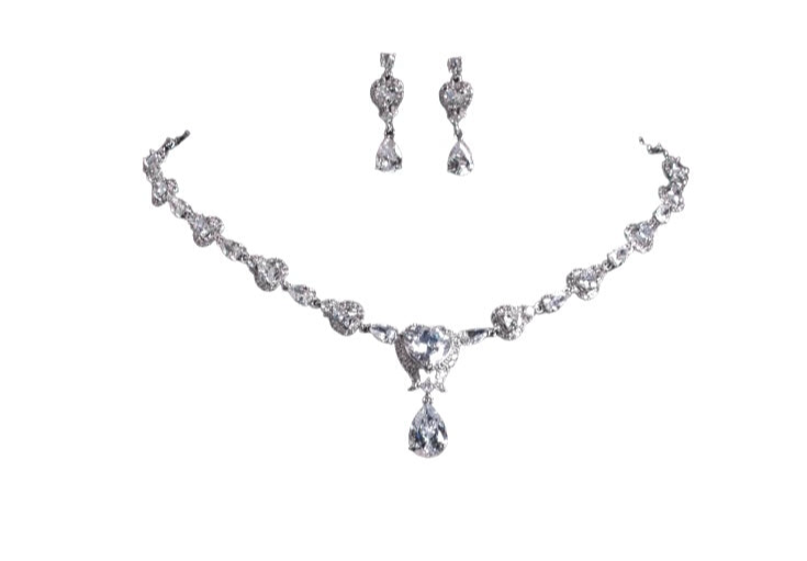 Sparkling Love Necklace for Prom and Events