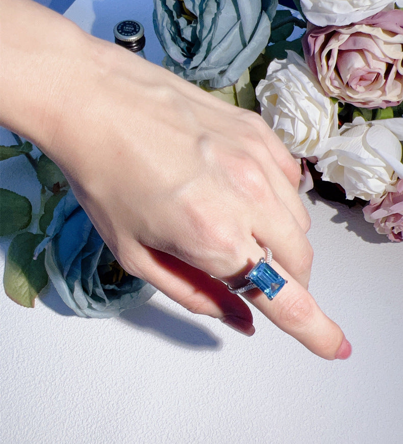 Rectangular High Carbon Diamond Light Luxury Ring