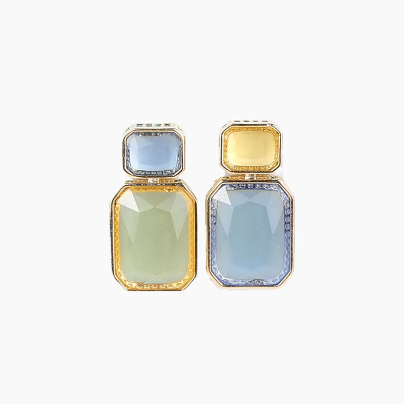 Subtle Spark – Niche Design Earrings with Timeless Sophistication