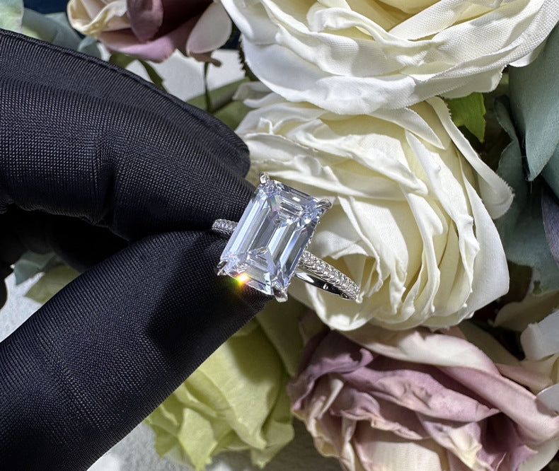 Rectangular High Carbon Diamond Light Luxury Ring